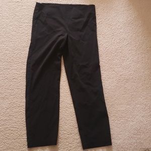 True Envy Stretch Capris